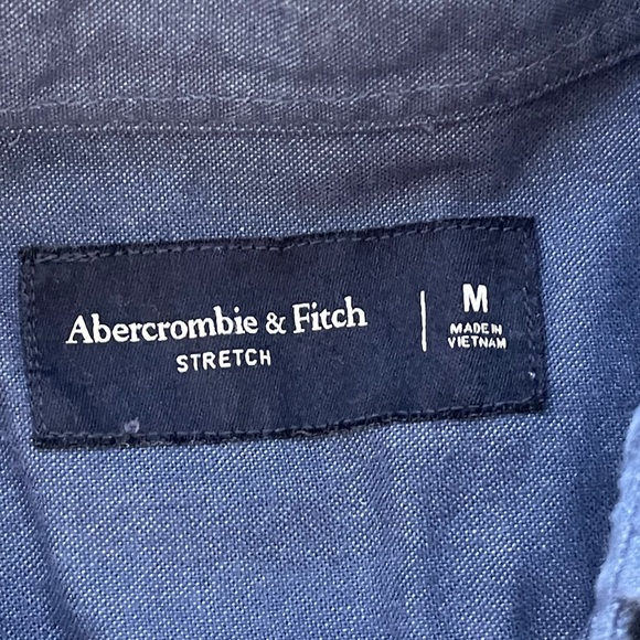 Abercrombie & Fitch Men’s Stretch Denim Button Down - Picture 3 of 4